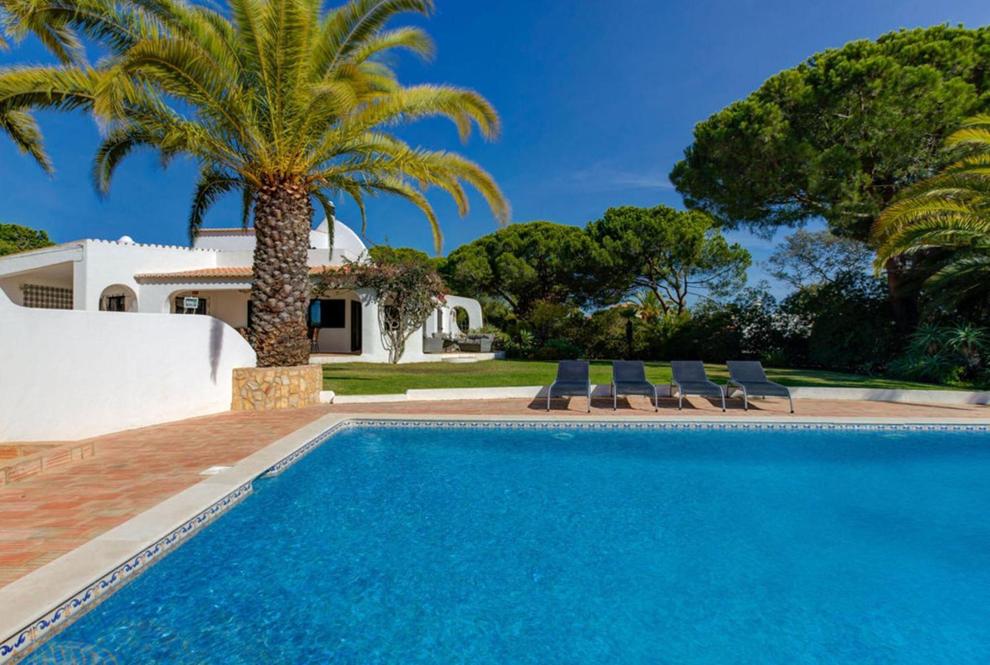 Villa Barlavento - Stunning 4-Bedroom Villa With Tennis Court Carvoeiro  Exteriér fotografie